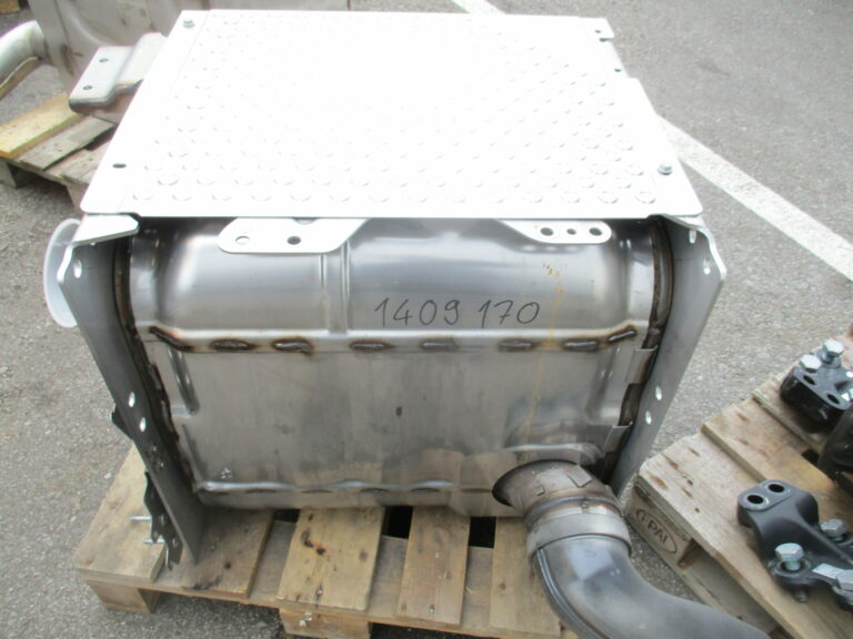 Reich - KFZ - Mercedes Arocs Auspuff Euro5 A6804902612 NEU