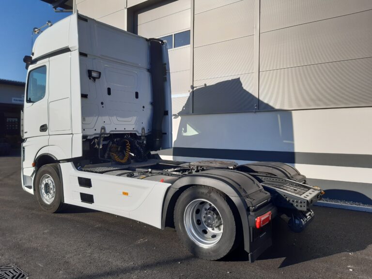 Reich - KFZ - Actros L 1851LS Gigaspace LED Öl Retarder
