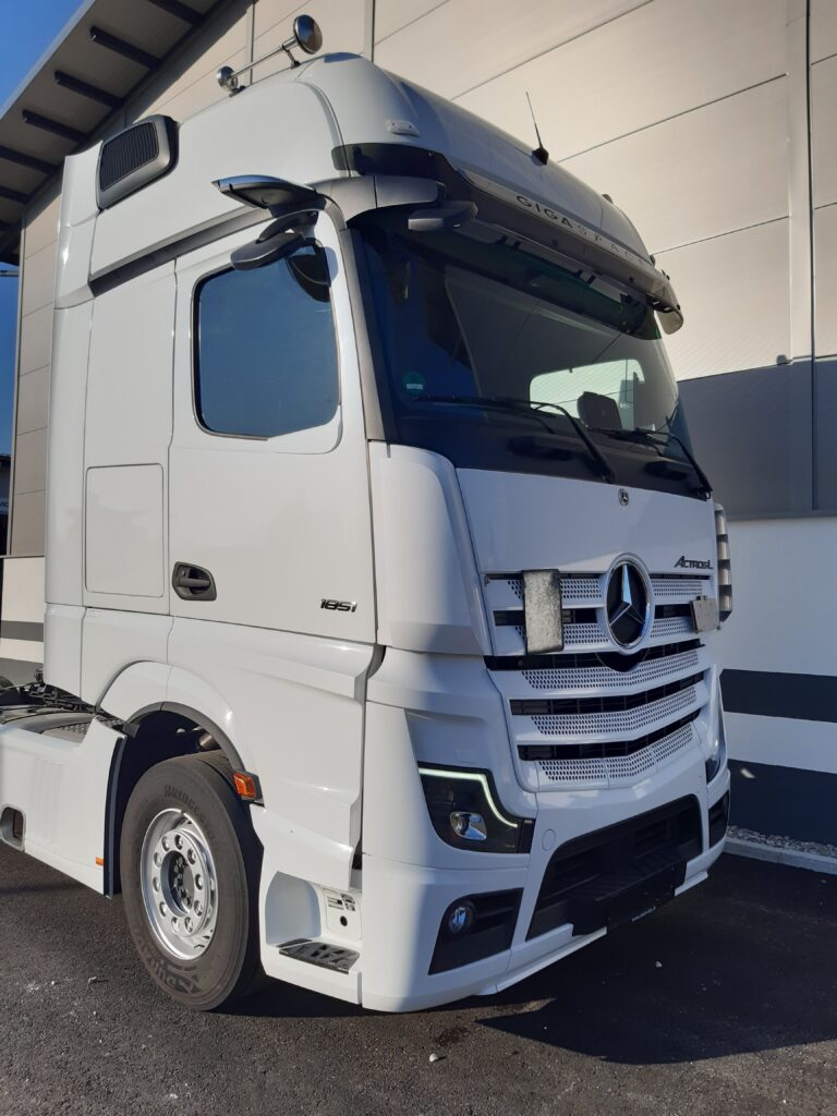 Reich - KFZ - Actros L 1851LS Gigaspace LED Öl Retarder